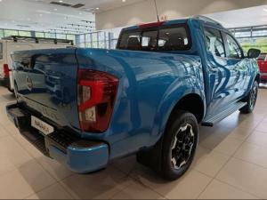 Nissan Navara 2.5DDTi double cab LE 4x4 - Image 12