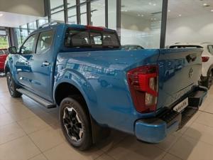 Nissan Navara 2.5DDTi double cab LE 4x4 - Image 3