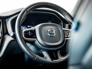 Volvo XC60 D4 AWD R-Design - Image 18