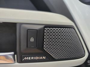 Land Rover Defender 110 D240 SE - Image 15