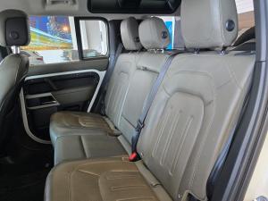 Land Rover Defender 110 D240 SE - Image 19
