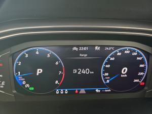 Volkswagen T-Roc 2.0TSI 140kW 4Motion R-Line - Image 11