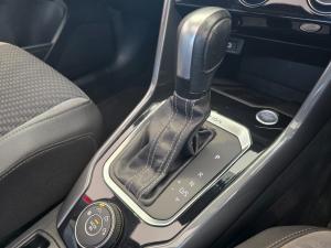 Volkswagen T-Roc 2.0TSI 140kW 4Motion R-Line - Image 17