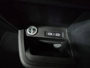 Volkswagen Caravelle 2.0BiTDI Highline 4Motion - Image 10