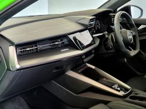 Audi RS3 Sportback quattro - Image 14