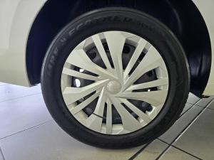 Volkswagen Polo sedan 1.6 auto - Image 1