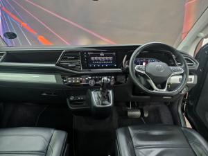 Volkswagen Caravelle 2.0BiTDI Highline 4Motion - Image 11