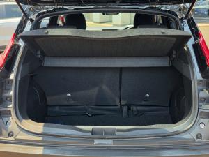 Renault Kiger 1.0 Turbo Intens auto - Image 11