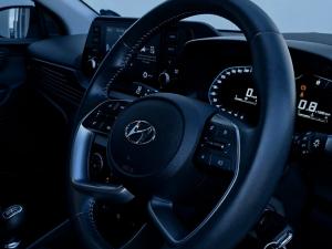 Hyundai i20 1.2 Fluid - Image 10