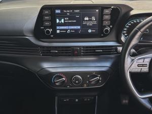 Hyundai i20 1.2 Fluid - Image 19