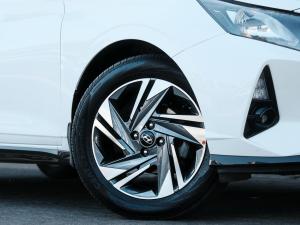 Hyundai i20 1.2 Fluid - Image 2