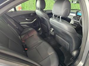 Mercedes-Benz C-Class C220d - Image 16