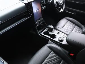 Ford Everest 3.0TD V6 4WD Platinum - Image 11