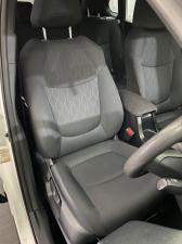 Toyota Corolla Cross 1.8 Xi - Image 12