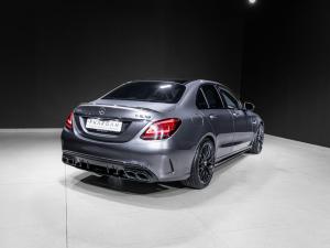Mercedes-Benz C-Class C63 S - Image 25