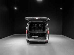 Mercedes-Benz V-Class V300d Exclusive - Image 28