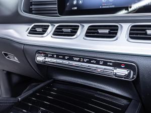 Mercedes-Benz GLE GLE300d 4Matic - Image 14