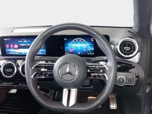 Mercedes-Benz A-Class A200 hatch Progressive - Image 11