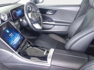 Mercedes-Benz C-Class C200 Avantgarde - Image 14