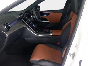 Mercedes-Benz C-Class C220d Avantgarde - Image 14