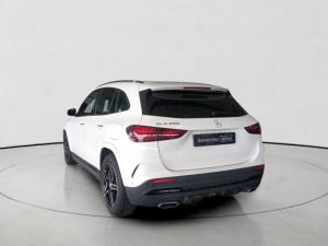 Mercedes-Benz GLA GLA200 Progressive - Image 5