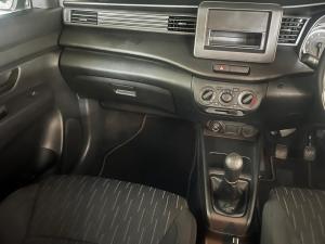 Toyota Rumion 1.5 S - Image 10