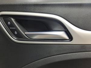 MG ZS 1.5 Luxury - Image 19