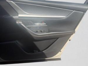 Mazda CX-60 2.5 Dynamic - Image 10