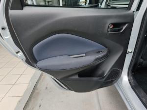 Toyota Starlet 1.5 Xi - Image 9