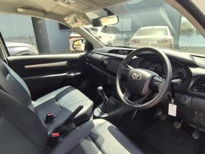 Toyota Hilux 2.4GD single cab S (aircon) - Image 9