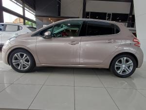 Peugeot 208 5-door 1.6 Allure - Image 6