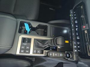 Toyota Land Cruiser Prado 2.8GD VX-R - Image 16