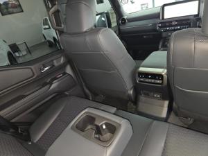 Toyota Land Cruiser Prado 2.8GD VX-R - Image 26