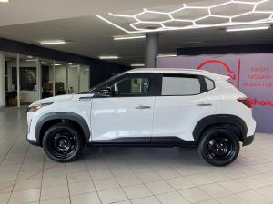 Nissan Magnite 1.0 Move panel van - Image 3