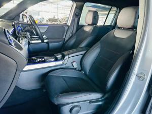 Mercedes-Benz GLB GLB220d 4Matic Progressive - Image 5