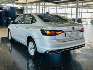 Volkswagen Polo sedan 1.6 Life auto - Image 10