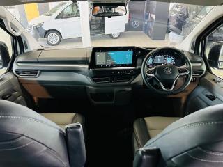 Volkswagen Transporter 2.0TDI crew bus LWB 8-seater auto