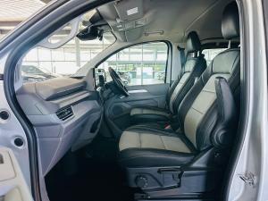 Volkswagen Transporter 2.0TDI crew bus LWB 8-seater auto - Image 4