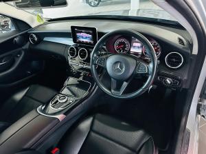 Mercedes-Benz C-Class C180 auto - Image 4