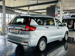 Suzuki Ertiga 1.5 GA - Image 2