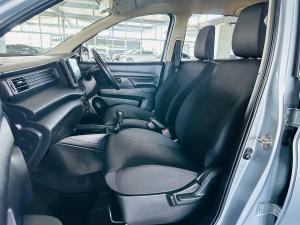 Suzuki Ertiga 1.5 GA - Image 5