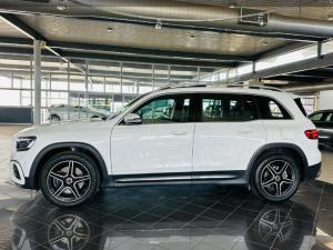 Mercedes-Benz GLB GLB220d 4Matic Progressive - Image 4