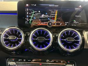 Mercedes-Benz EQB EQB350 4Matic Progressive - Image 7