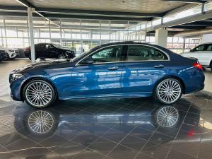 Mercedes-Benz C-Class C220d Avantgarde - Image 13