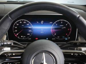 Mercedes-Benz GLC GLC300d 4Matic Avantgarde - Image 11