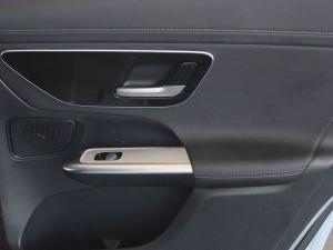 Mercedes-Benz GLC GLC220d 4Matic Avantgarde - Image 16