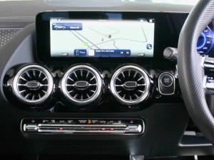 Mercedes-Benz EQA EQA250 Progressive - Image 13