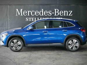 Mercedes-Benz GLA GLA200 Progressive - Image 3
