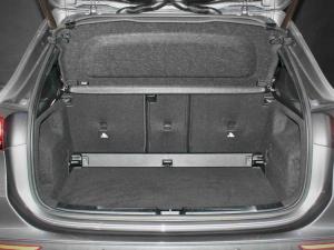 Mercedes-Benz GLA GLA200d - Image 8