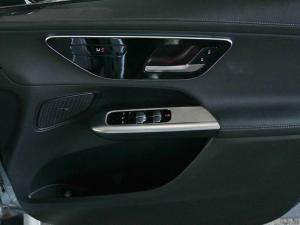 Mercedes-Benz GLC GLC300d coupe 4Matic Avantgarde - Image 14